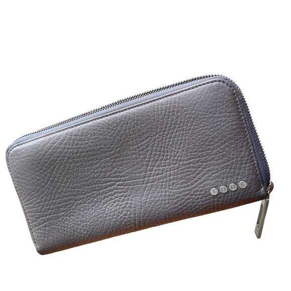 Tod's Italy Pebbled Gray Leather Ziparound Continental Wallet XAMLCTA0400EPTB408 - Picture 1 of 11